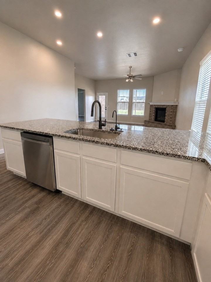 2617 Ivy Ct - Photo 7 of 23