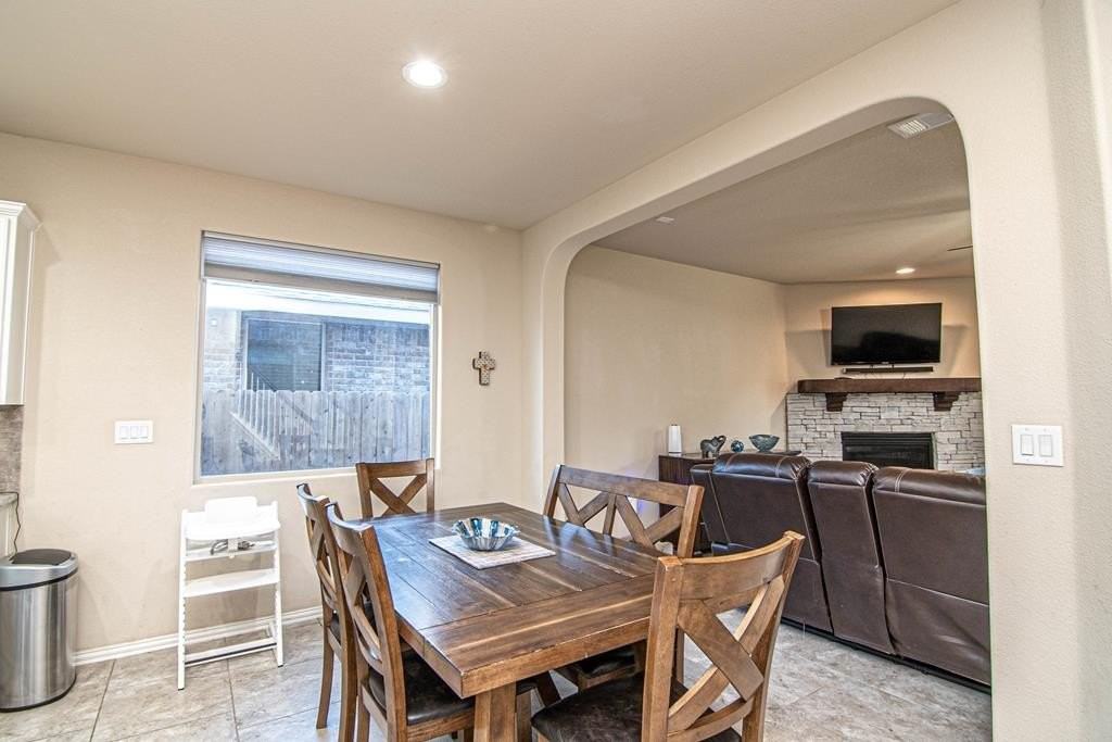 6715 Hall Of Fame Blvd - Photo 5 of 29