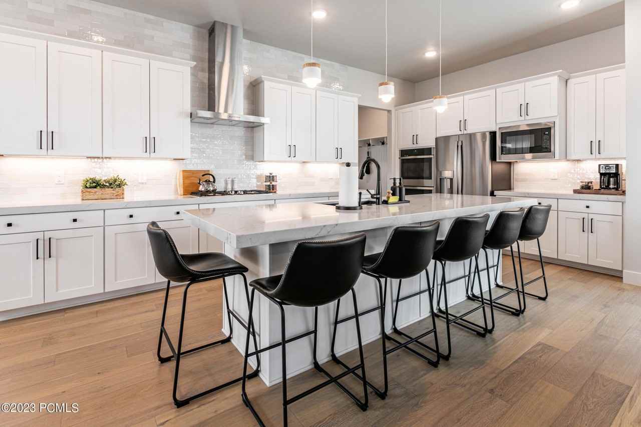 6518 Purple Poppy Ln - Photo 5 of 50