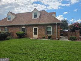 featured image of 891 Park Pl Ne