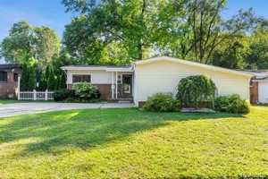 featured image of 1085 Brooklawn Dr