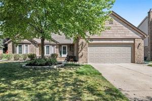 featured image of 4847 Bayleaf Dr