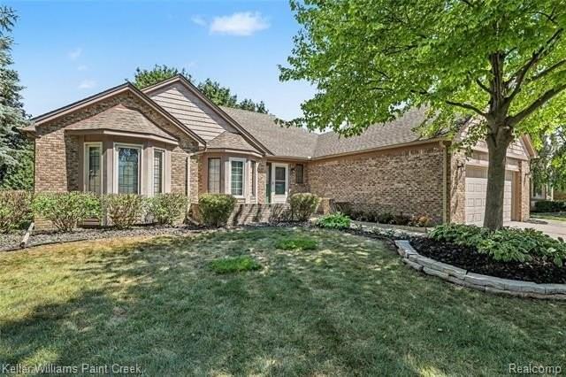 4847 Bayleaf Dr - Photo 3 of 28