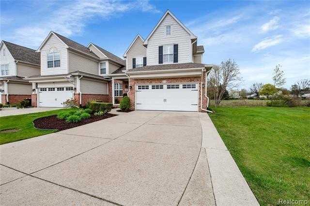 4404 Navin Field Ln - Photo 3 of 45