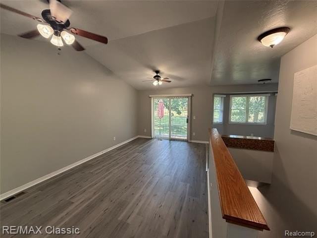 2191 N Milford Rd - Photo 2 of 11