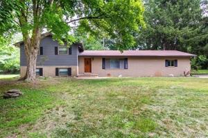 featured image of 7580 Thornwood St