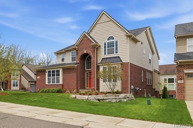 1114 Wales Dr - Photo 3 of 47