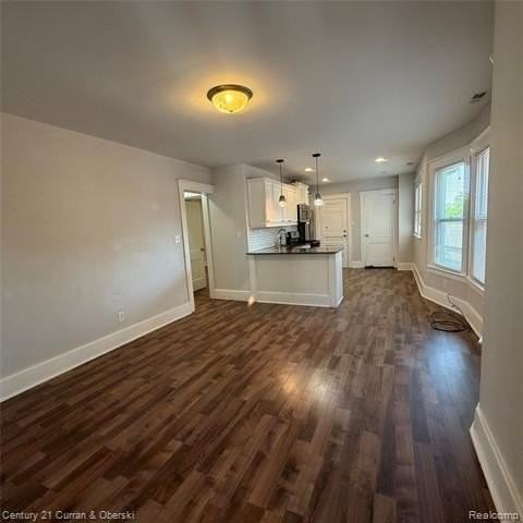 2748 Florian St - Photo 7 of 29