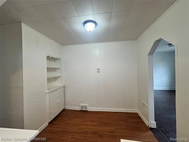 15785 Pinehurst St - Photo 5 of 15