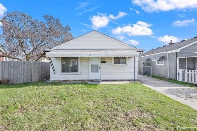 2552 Emogene St - Photo 3 of 30