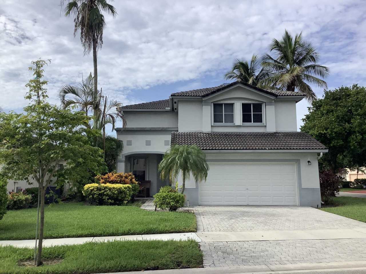 7330 Nw 1st Pl - Photo 2 of 39