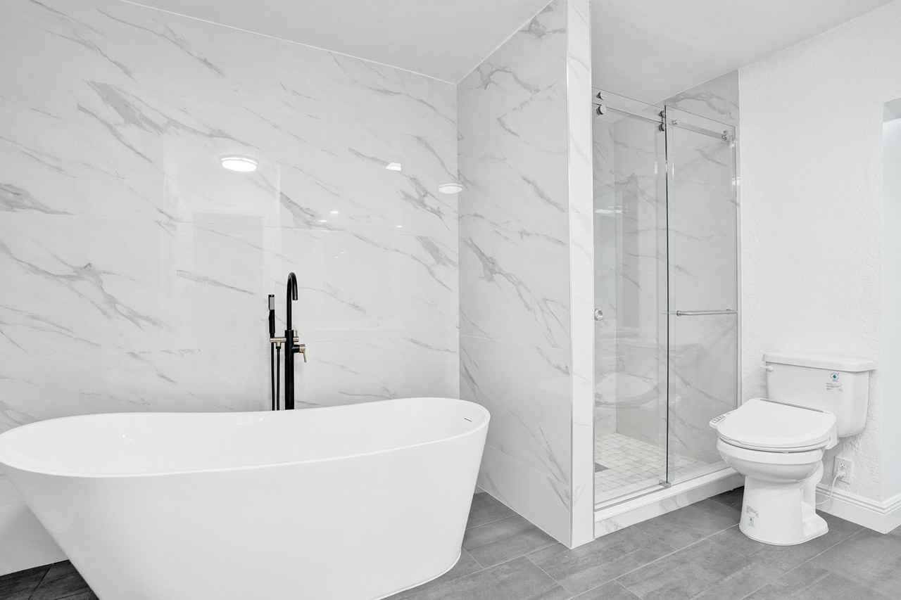 4755 Ne 23rd Ave - Photo 7 of 50