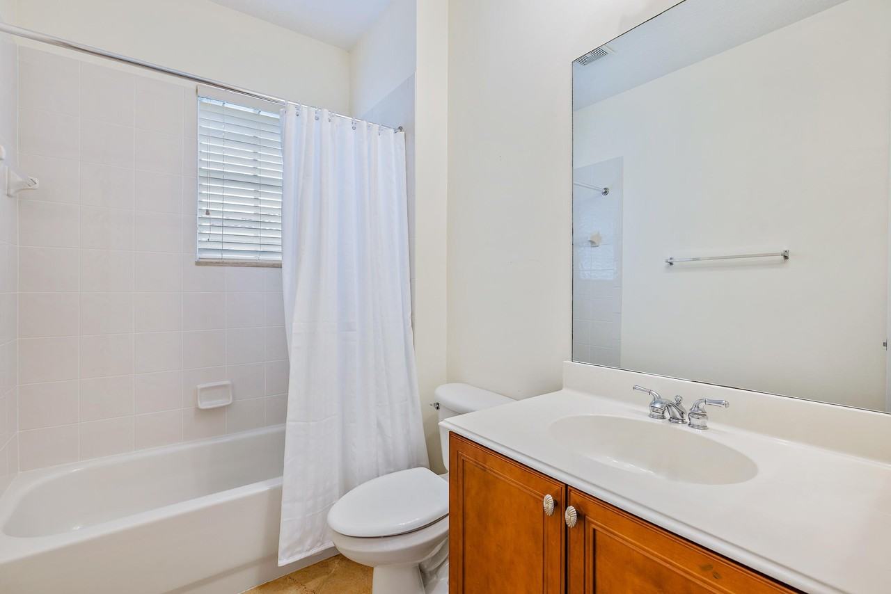 1058 Vintner Blvd - Photo 7 of 22