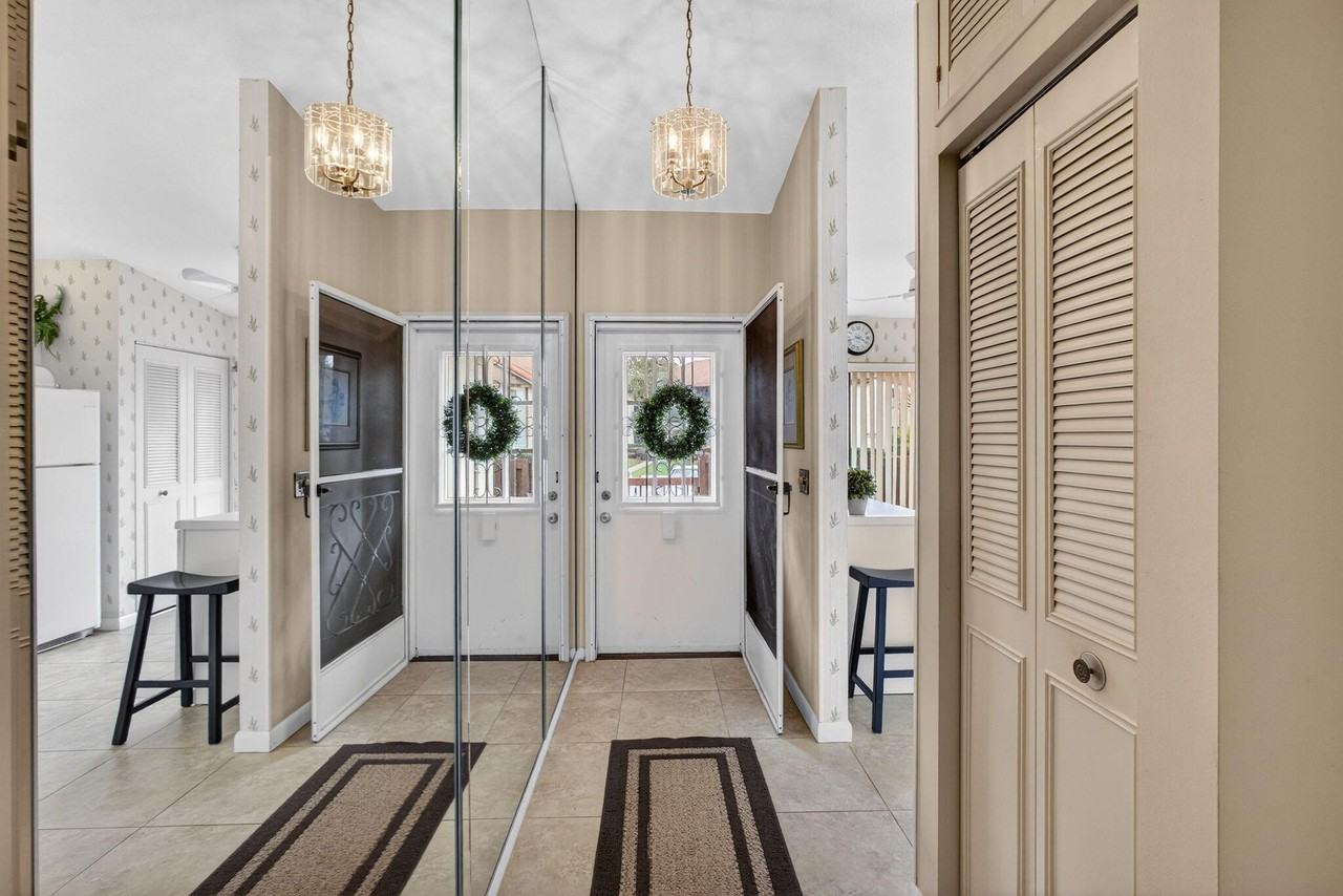4934 Sable Pine Cir #B - Photo 4 of 27