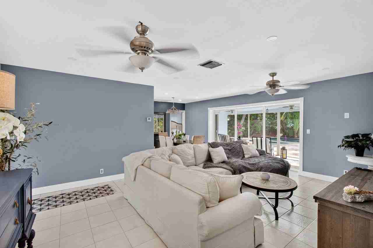 254 Nw 6th Ave - Photo 5 of 50
