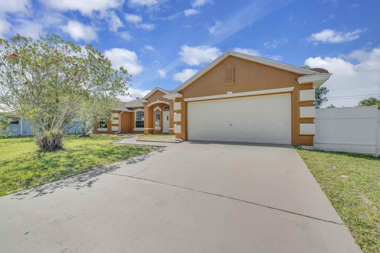 5075 Nw Egret Ave - Photo 5 of 49