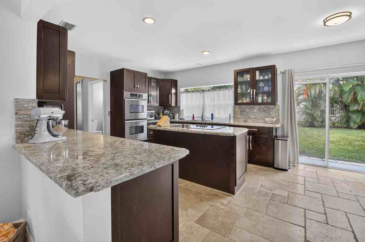 3870 Sabal Lakes Rd - Photo 7 of 50