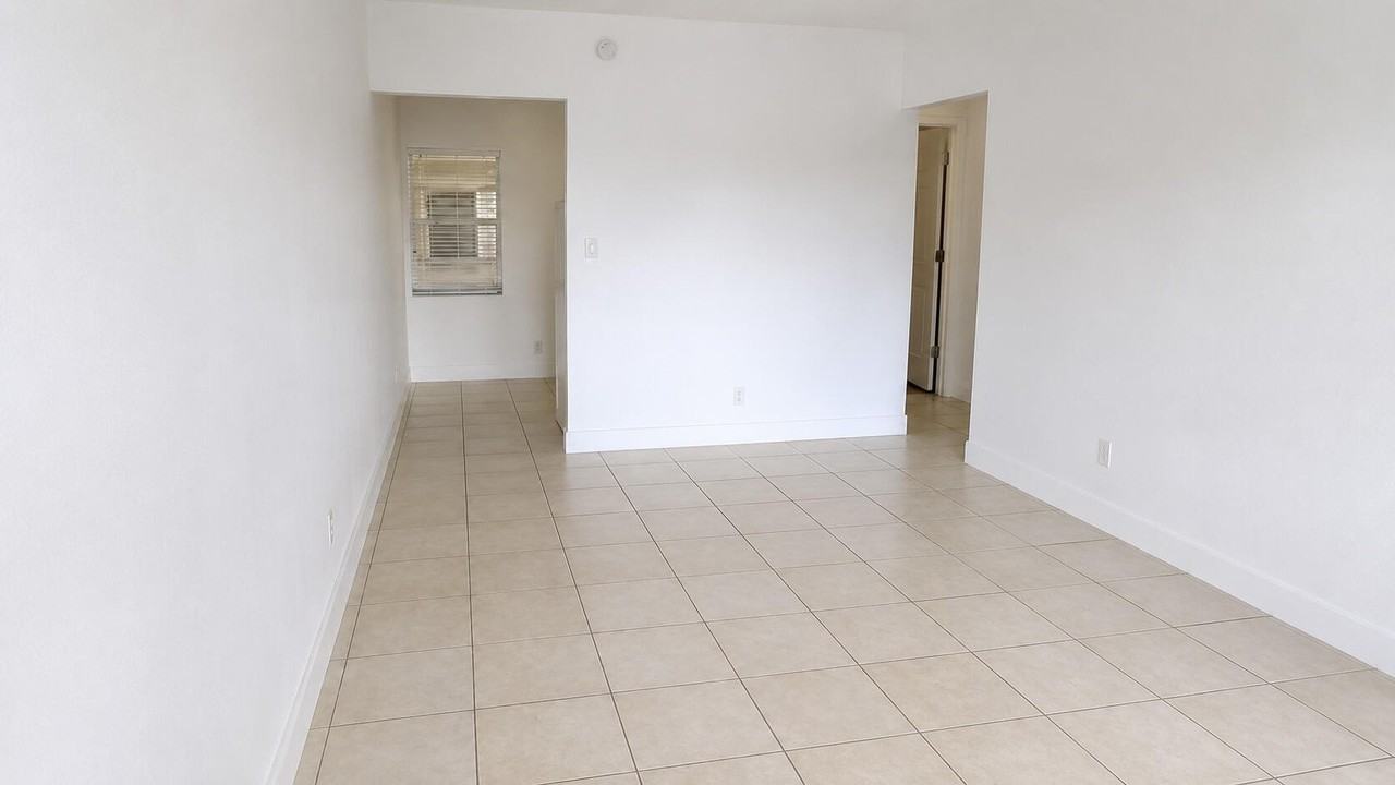 3970 Nw 31st Ter #1 - Photo 3 of 9