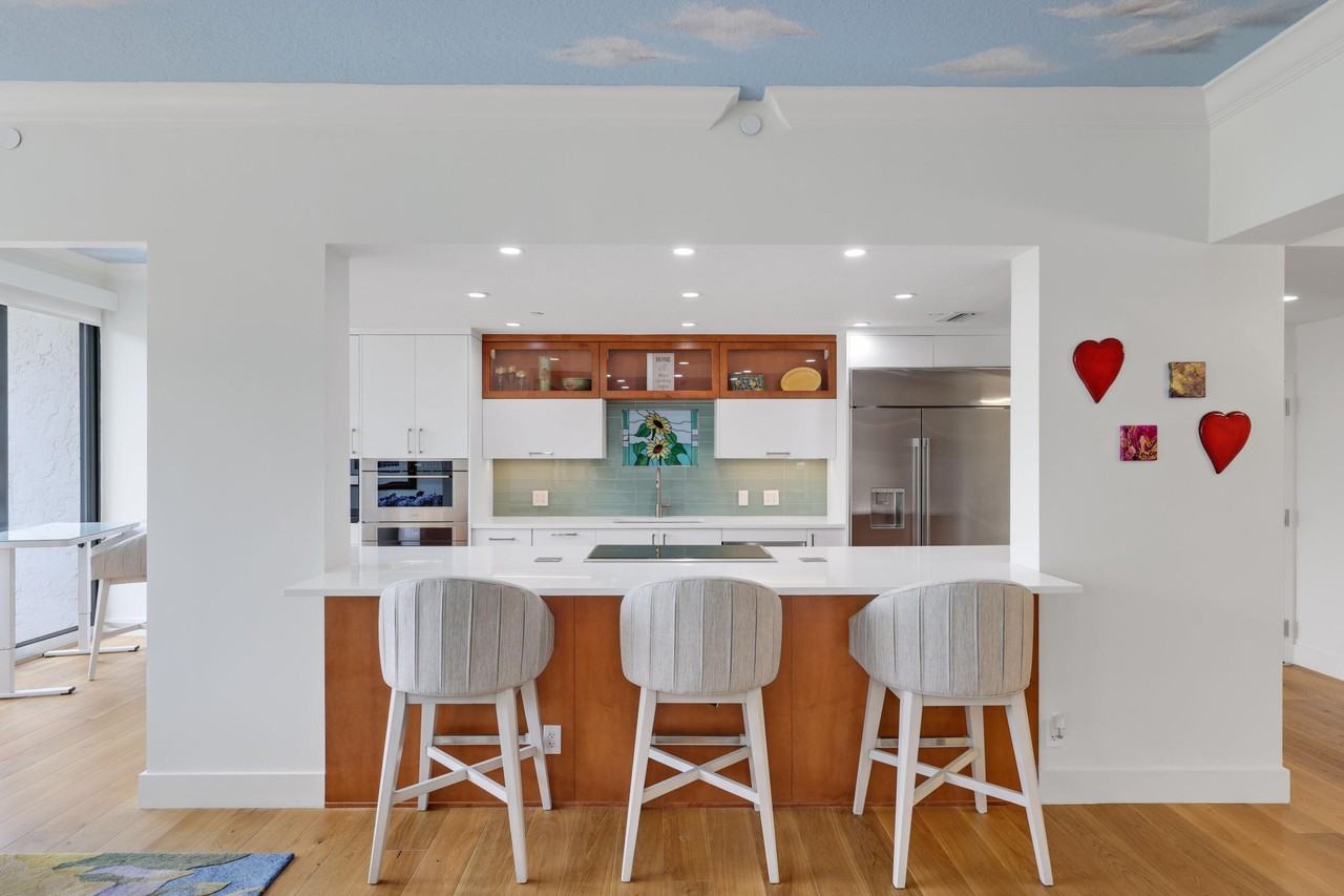 3900 N Ocean Blvd #1 - Photo 5 of 19