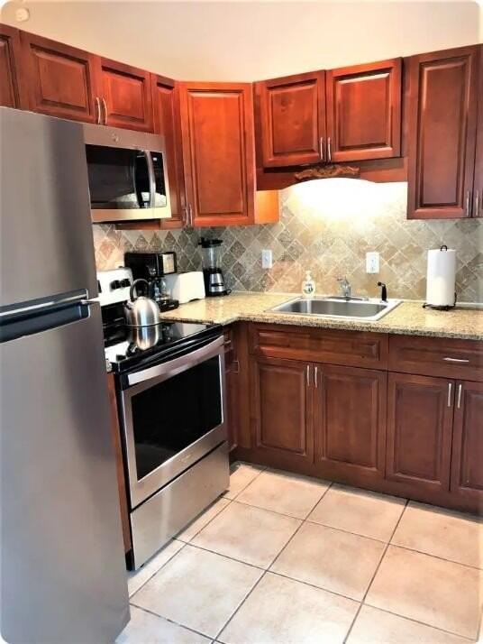 4411 E Tradewinds Ave #AB - Photo 6 of 18