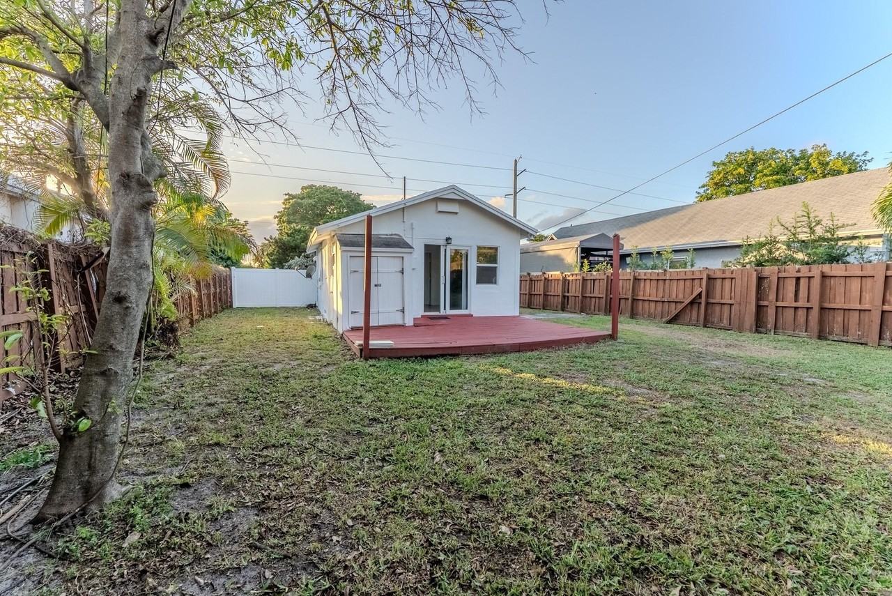 521 S 24th Ave - Photo 5 of 18
