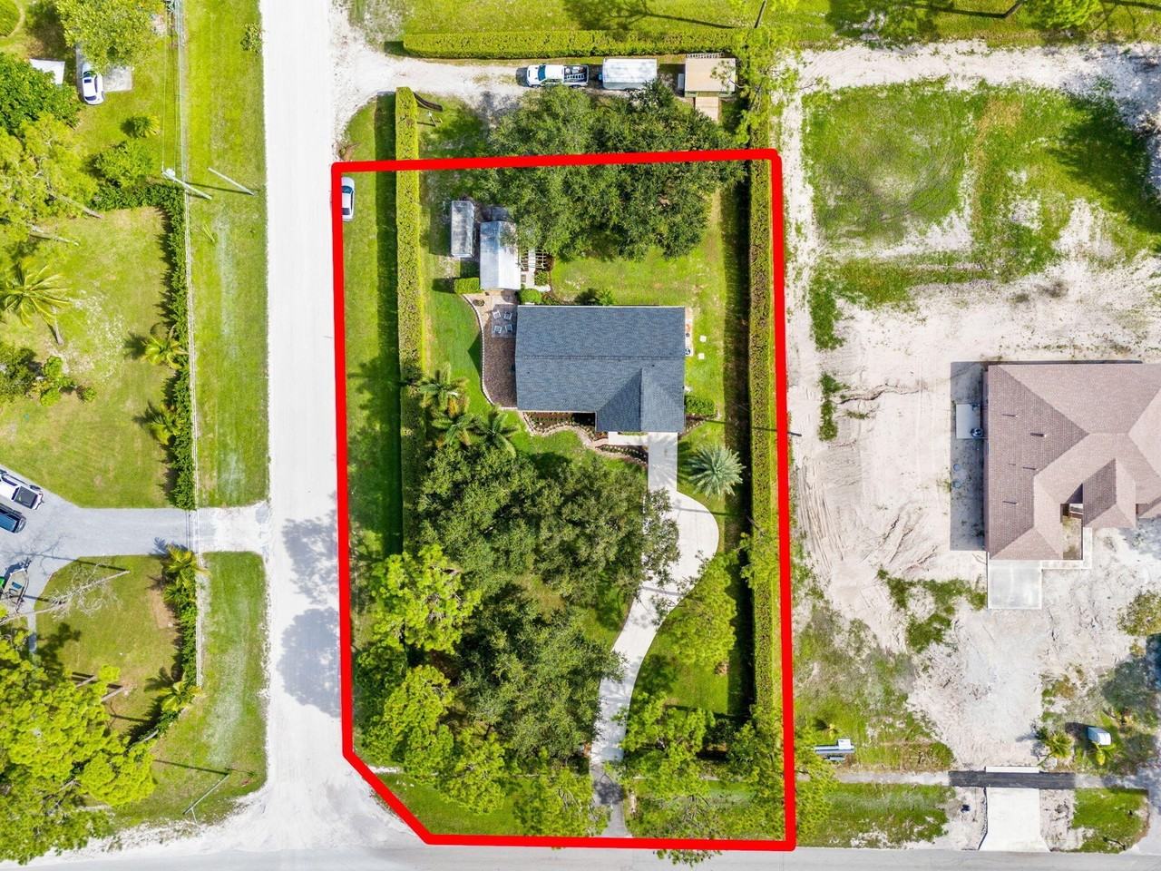 11989 Persimmon Blvd - Photo 4 of 50