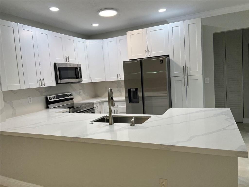 4602 Sw 160th Ave #511 - Photo 4 of 23