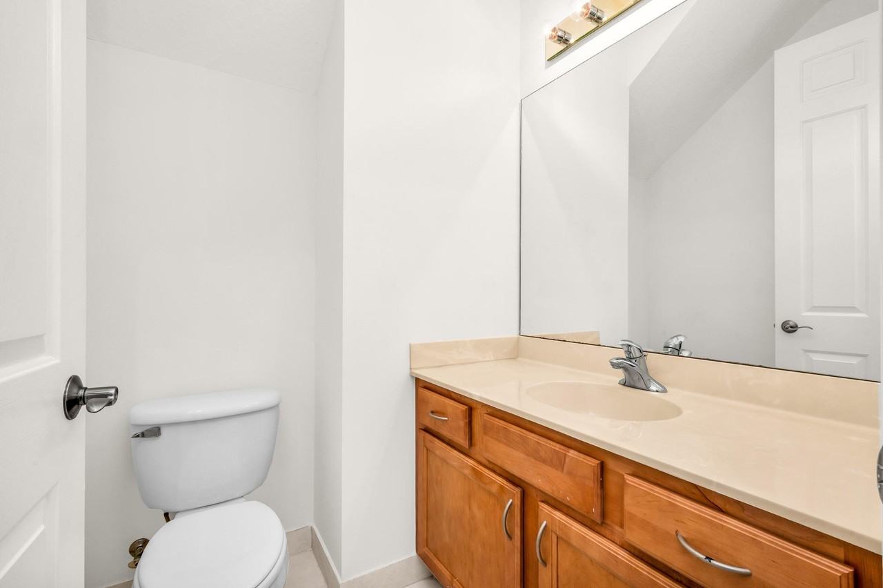 650 Pacific Grove Dr #5 - Photo 7 of 35