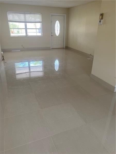 1620 Nw 68th Ter - Photo 6 of 12