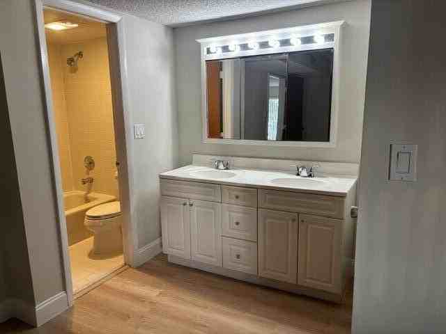 422 Sw 9th St #6 - Photo 7 of 12