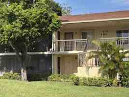 featured image of 6572 Chasewood Dr #E