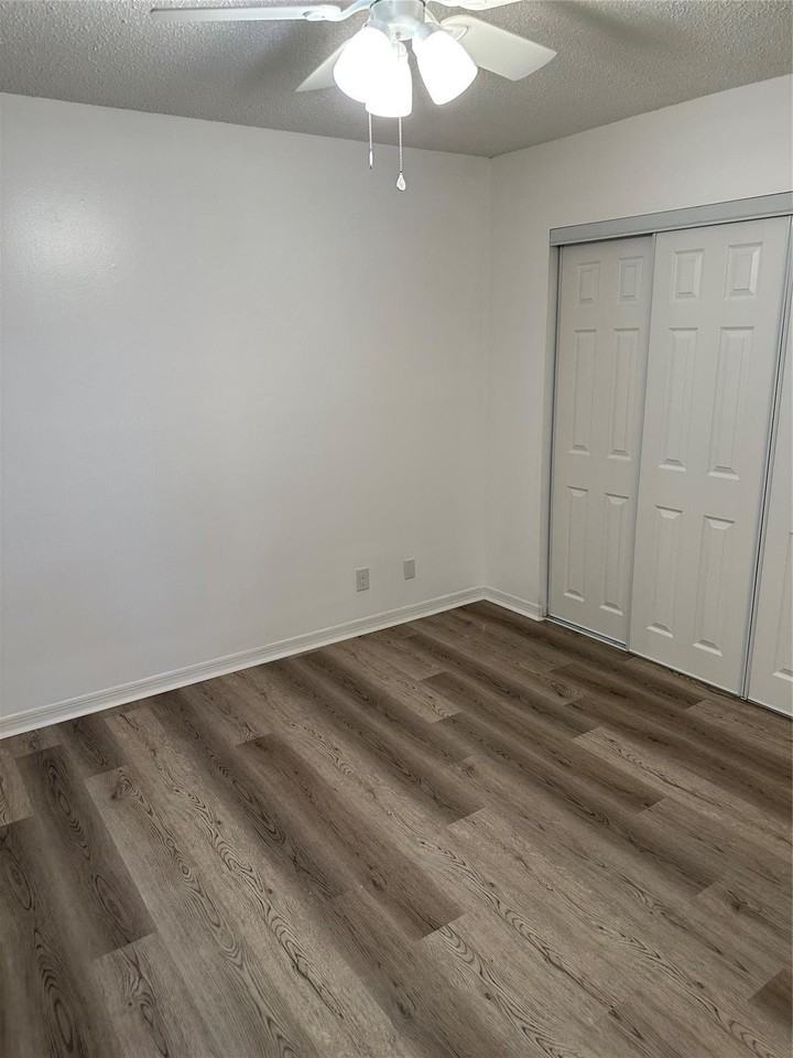 2825 Stoneway Ln #2825 - Photo 5 of 8