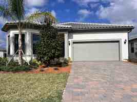 featured image of 837 Se Courances Dr