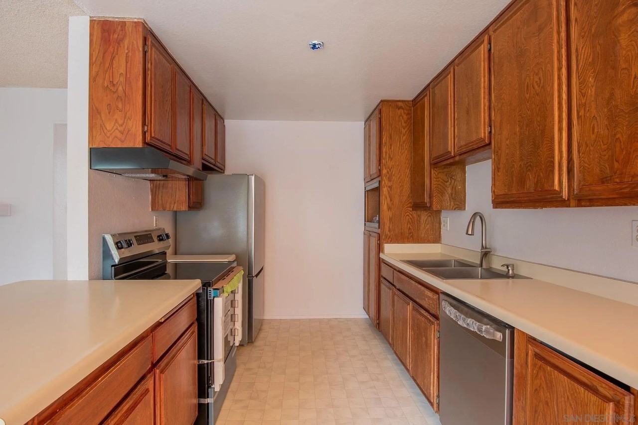 5046 Collwood Way #60 - Photo 5 of 18