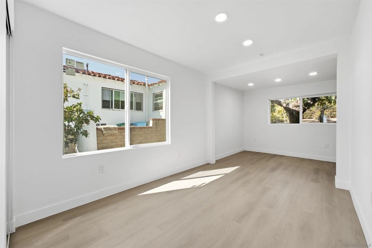 2844 State St - Photo 7 of 18