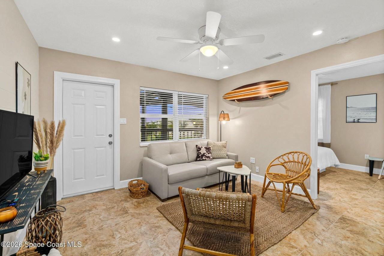 1672 Pineapple Ave #1672 - Photo 2 of 13