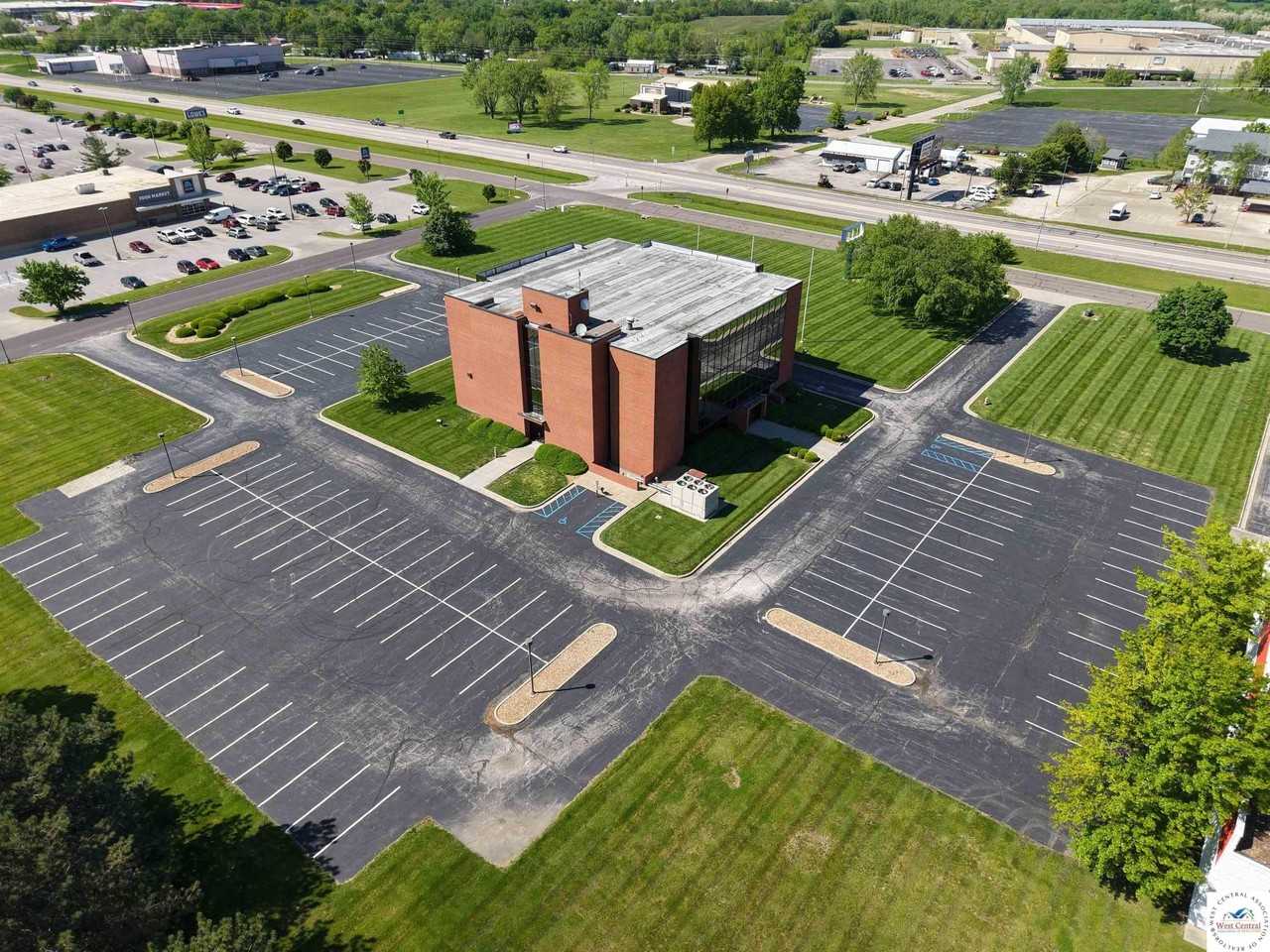 3615 W Broadway Blvd - Photo 6 of 17