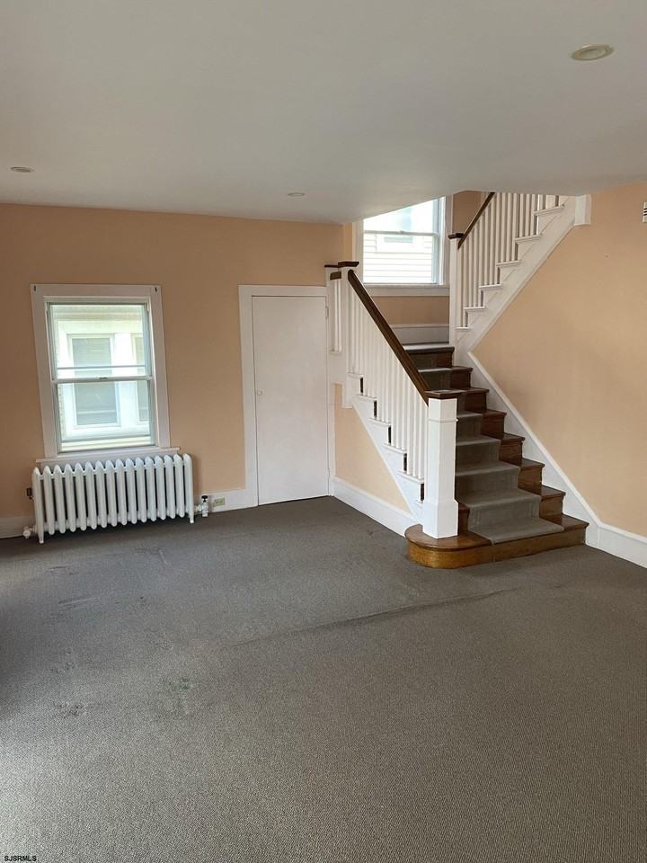 5 N Bartram Ave #B - Photo 4 of 22