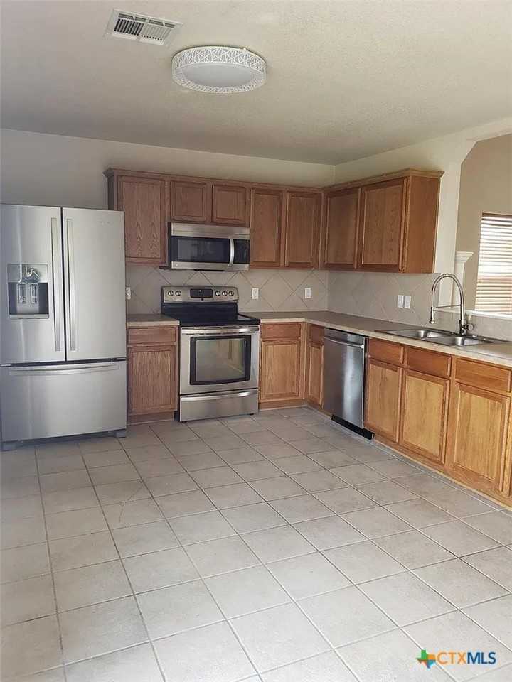 3403 Bull Run Dr - Photo 6 of 11