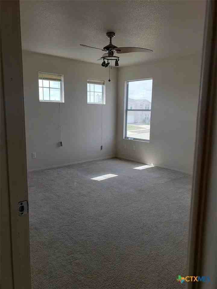 3403 Bull Run Dr - Photo 5 of 21