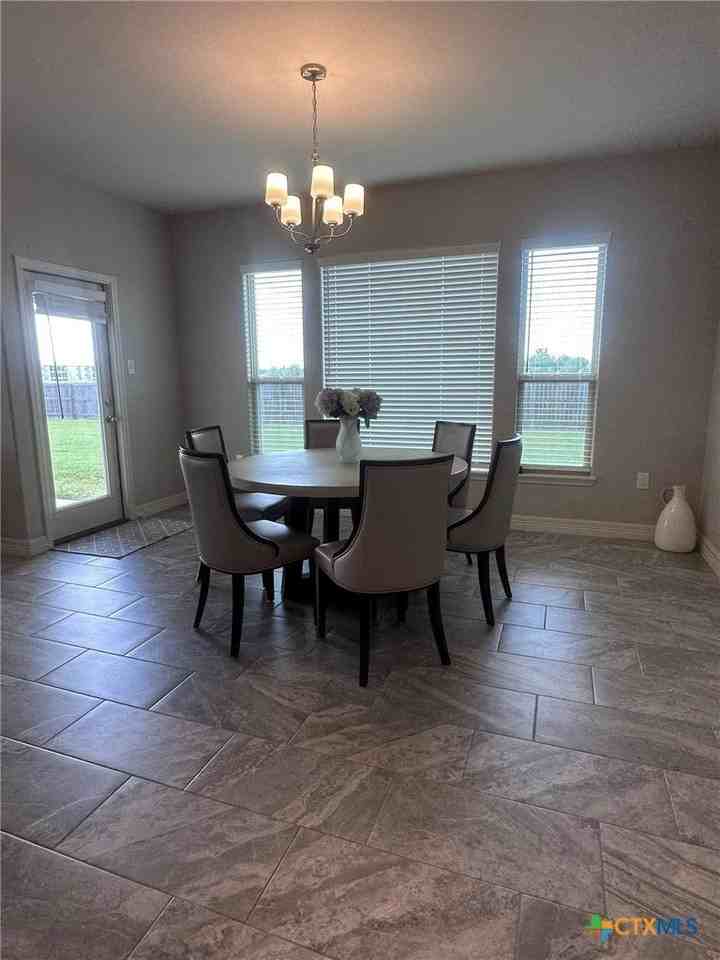 224 Alysheba Dr - Photo 5 of 21