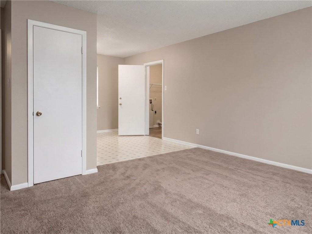 705 Traci Dr - Photo 2 of 8