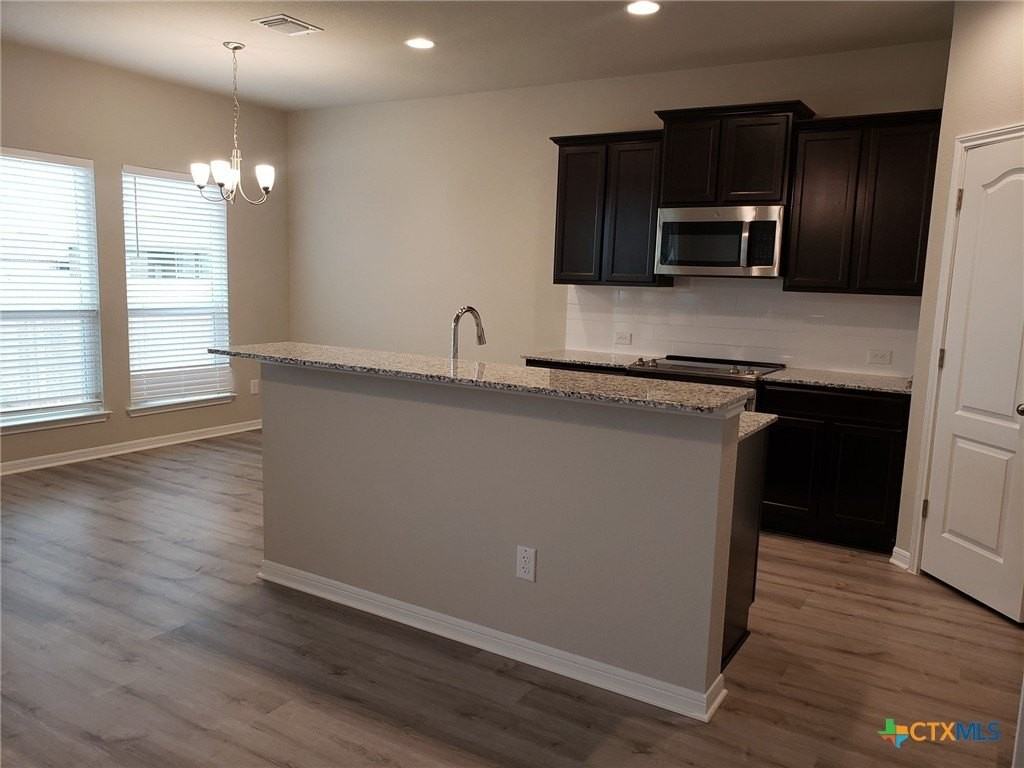 4721 Highmont Dr - Photo 4 of 13