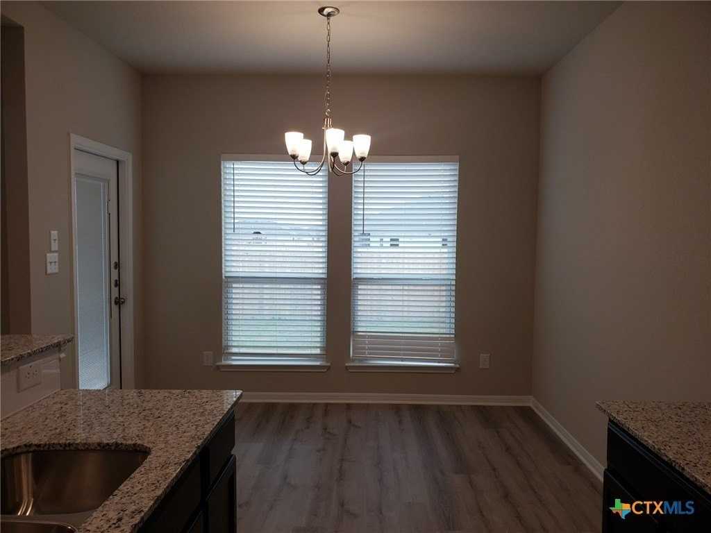 4721 Highmont Dr - Photo 5 of 13