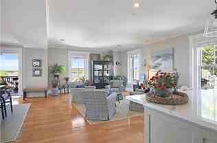 423 Hope St #D - Photo 1 of 1
