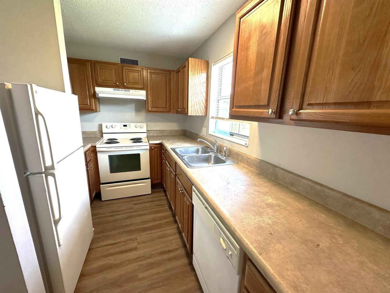 448 Belmont Rd #3 - Photo 7 of 16