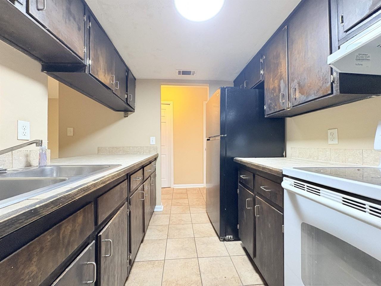 1936 Portland Ave - Photo 7 of 16