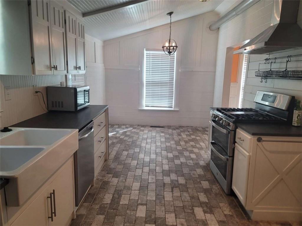 5246 W Mountain St - Photo 6 of 17