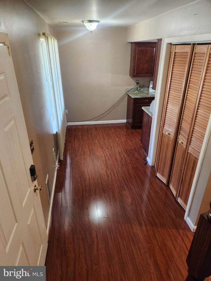 1519 Winterberry Dr - Photo 3 of 14