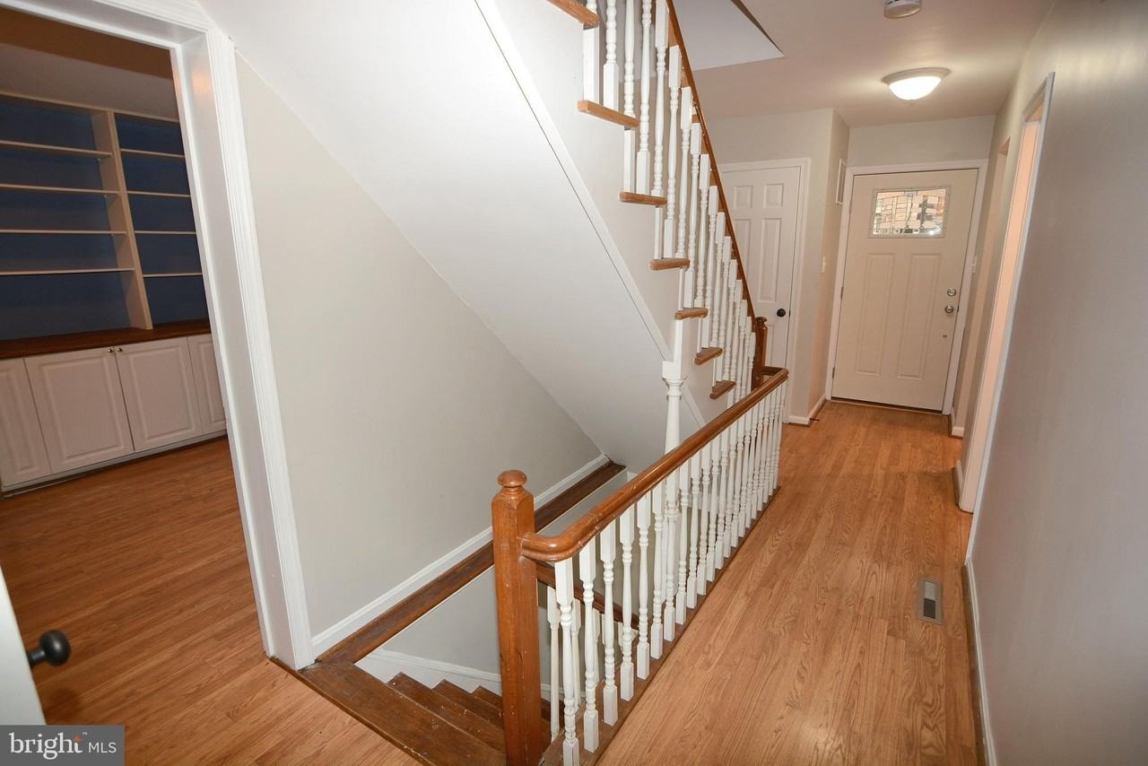 1666 Albermarle Dr - Photo 2 of 40